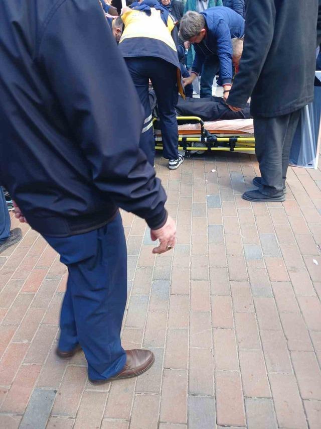 Düşerek yaralanan adama sağlık ekipleri müdahale etti 2