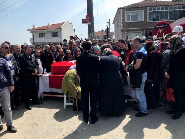 Şehit Uzman Çavuş, Karasu'da gözyaşlarıyla uğurlandı