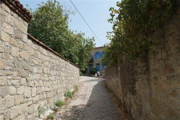 Bu köyün evleri 3 milyon lira! G3