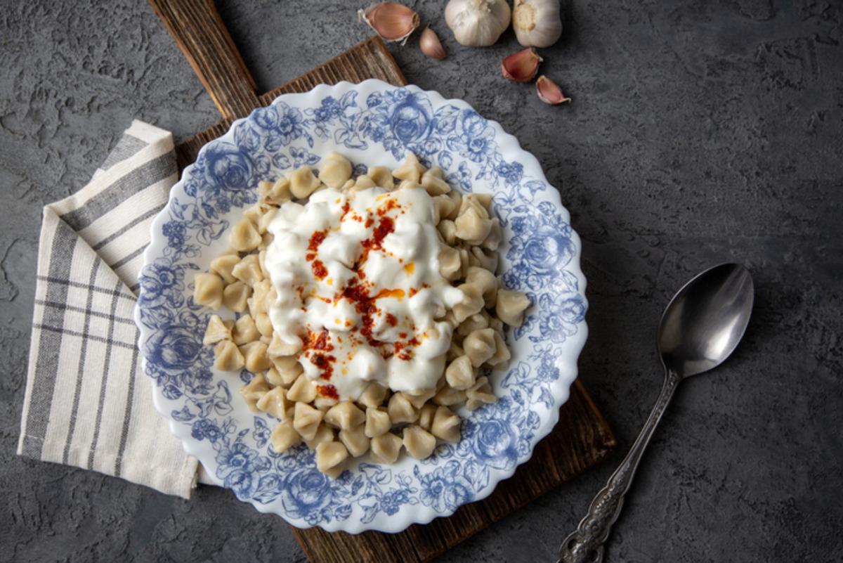 Dünyanın konuştuğu Türk lezzeti! Turistler yemek için sıraya giriyor 2