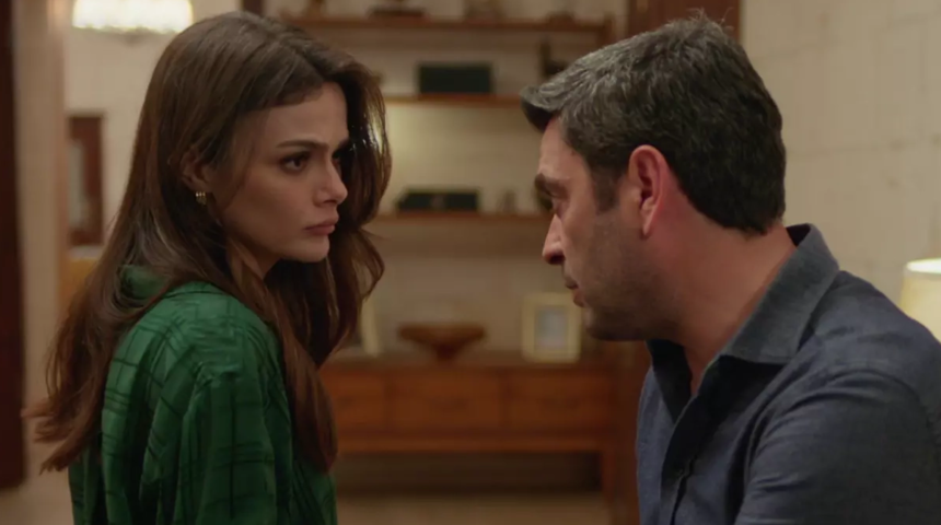 Sosyal medya karıştı: Sinem &Uuml;nsal Uzak Şehir'den ayrılıyor mu?