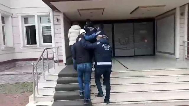 Sınavda kopya şebekesine operasyon: 5 kişiye suçüstü