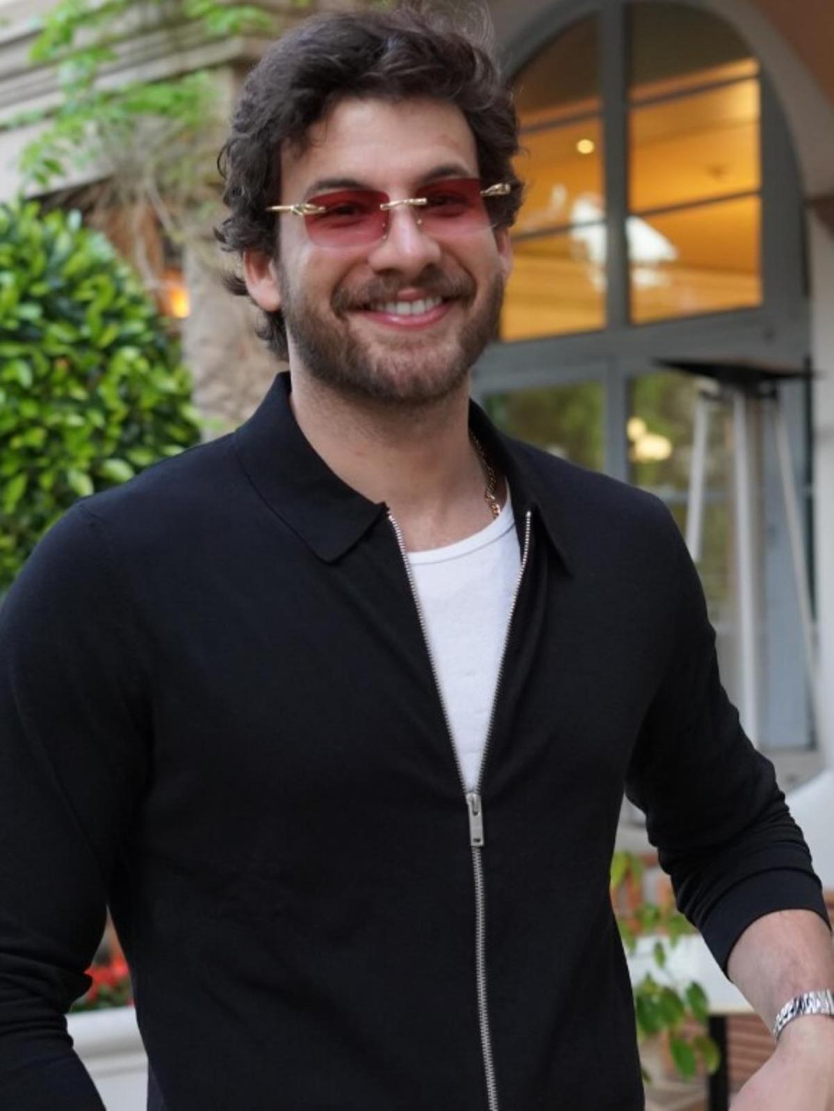 Mustafa Mert Ko&ccedil; 109 kilodan 92 kiloya d&uuml;şt&uuml;! Kilolu halini g&ouml;renler şaştı kaldı 1