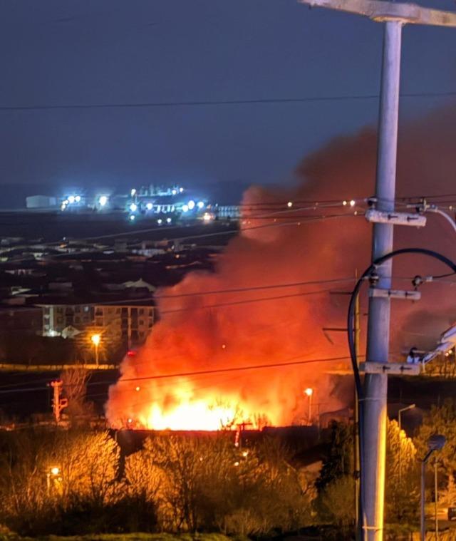 Lüleburgaz’da korkutan yangın 1