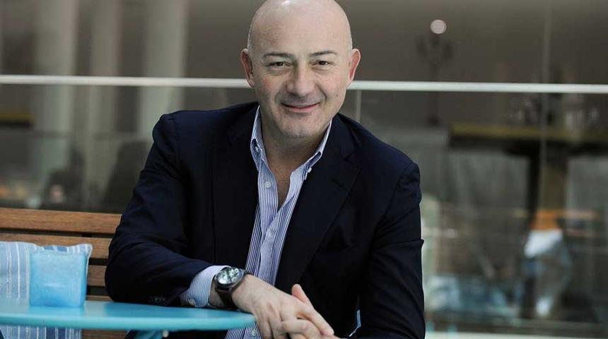 Ferit Şahenk'ten Darüşşafaka'ya kutlama