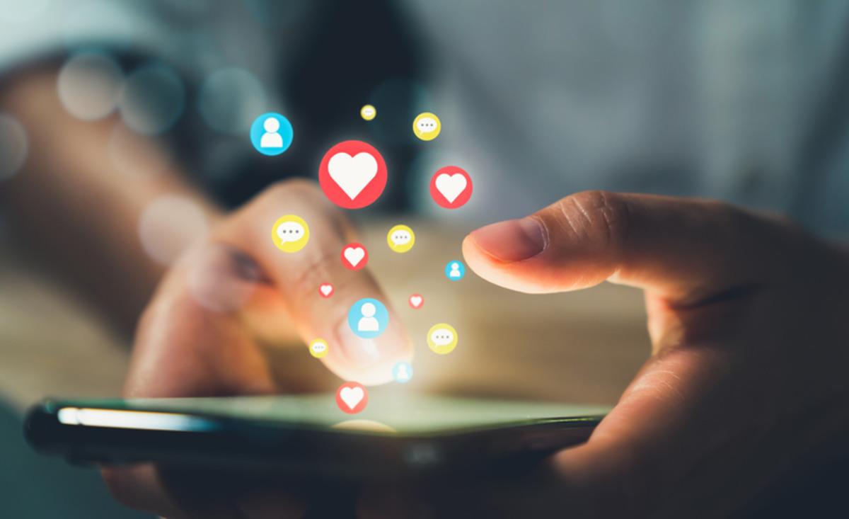 Yunanistan dan sosyal medya hamlesi: O da yasak getirdi! 2