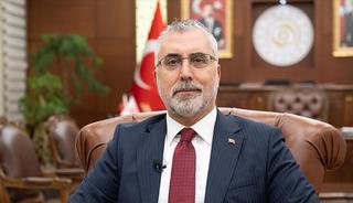 &Ccedil;alışma ve Sosyal G&uuml;venlik Bakanı Vedat Işıkhan: 'T&uuml;rkiye, istihdamını b&uuml;y&uuml;tme rotasında ilerliyor'