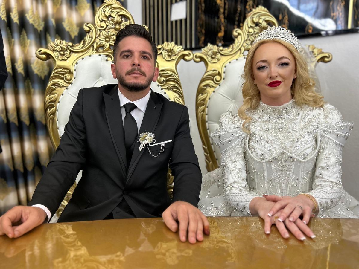 İskoçyalı geline Van usulü düğün! "Kültürümüzü çok sevdiler" 1
