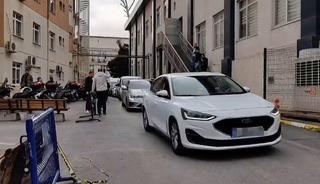 Polislerin m&uuml;dahalesiyle dalga ge&ccedil;mişlerdi! G&ouml;zaltına alındılar