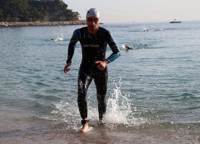 Carraro Kemer Triathlonu tamamlandı 2