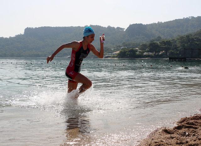 Carraro Kemer Triathlonu tamamlandı 4