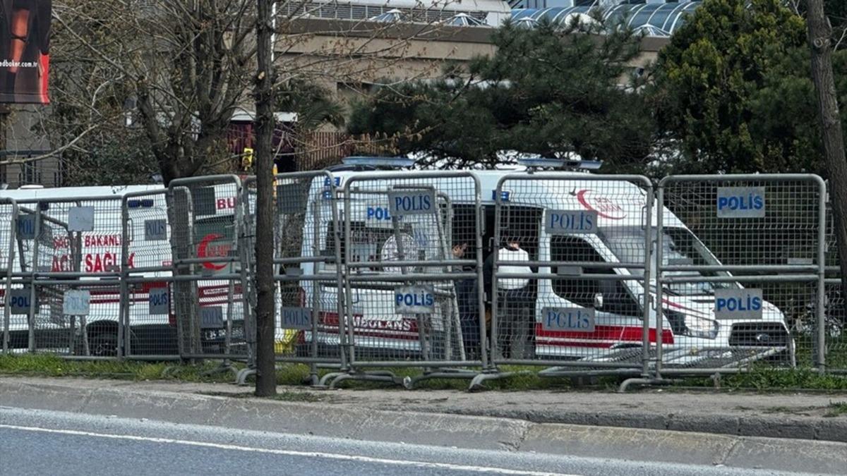 Bakan G&uuml;rlek duyurdu: 34 ilde DEAŞ operasyonu, 198 ş&uuml;pheli g&ouml;zaltında 1