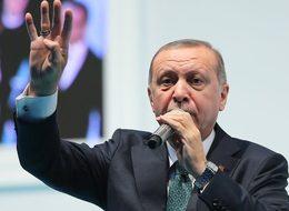 Üsküdar'da vatandaşlara seslenen Erdoğan: Bizi kur ile kalkıp tehdit etmeyin, bu ülkede yaşam hakkı bulamazsınız