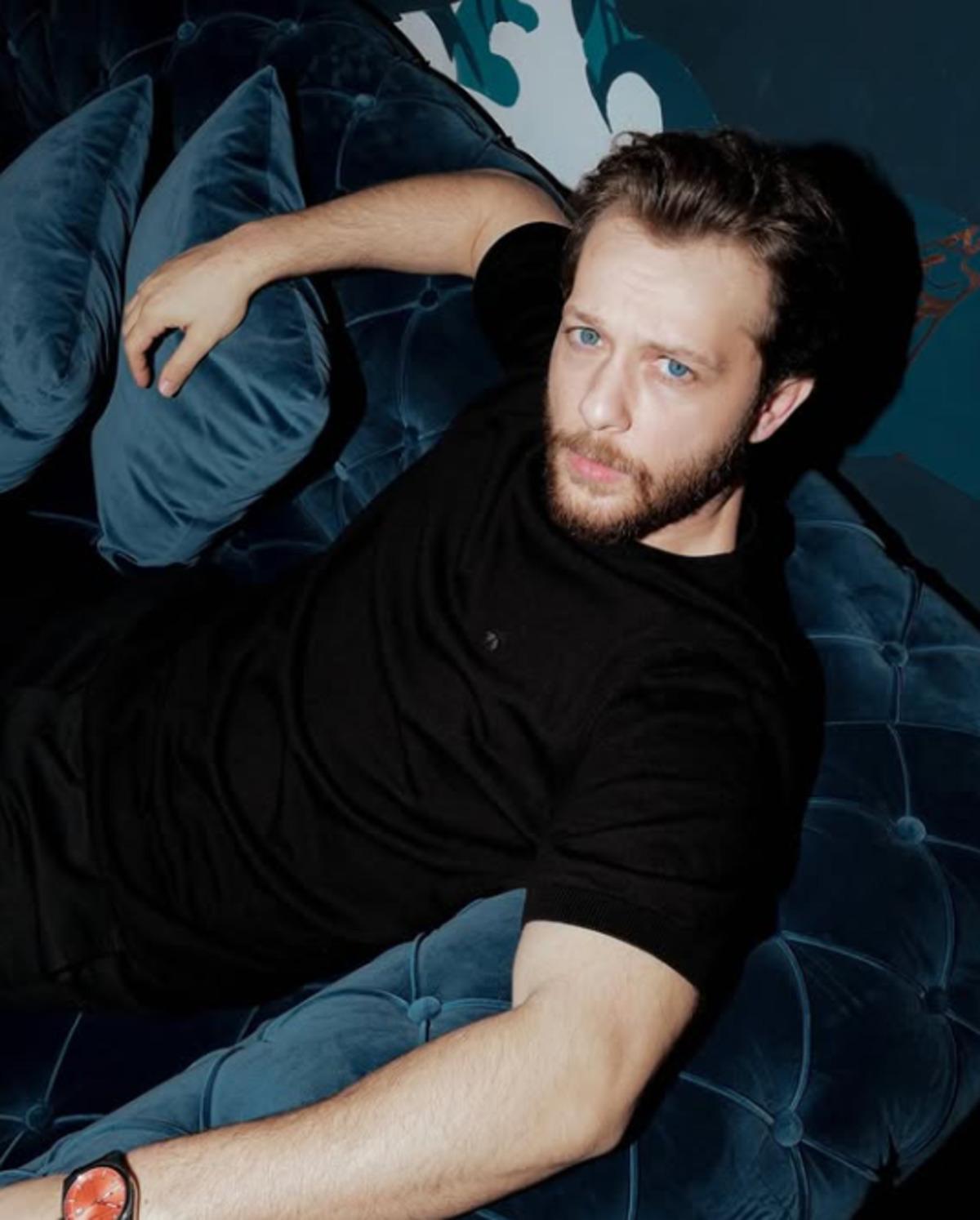 Uzak Şehir Alya ya yakışıklı komşu geliyor!  2