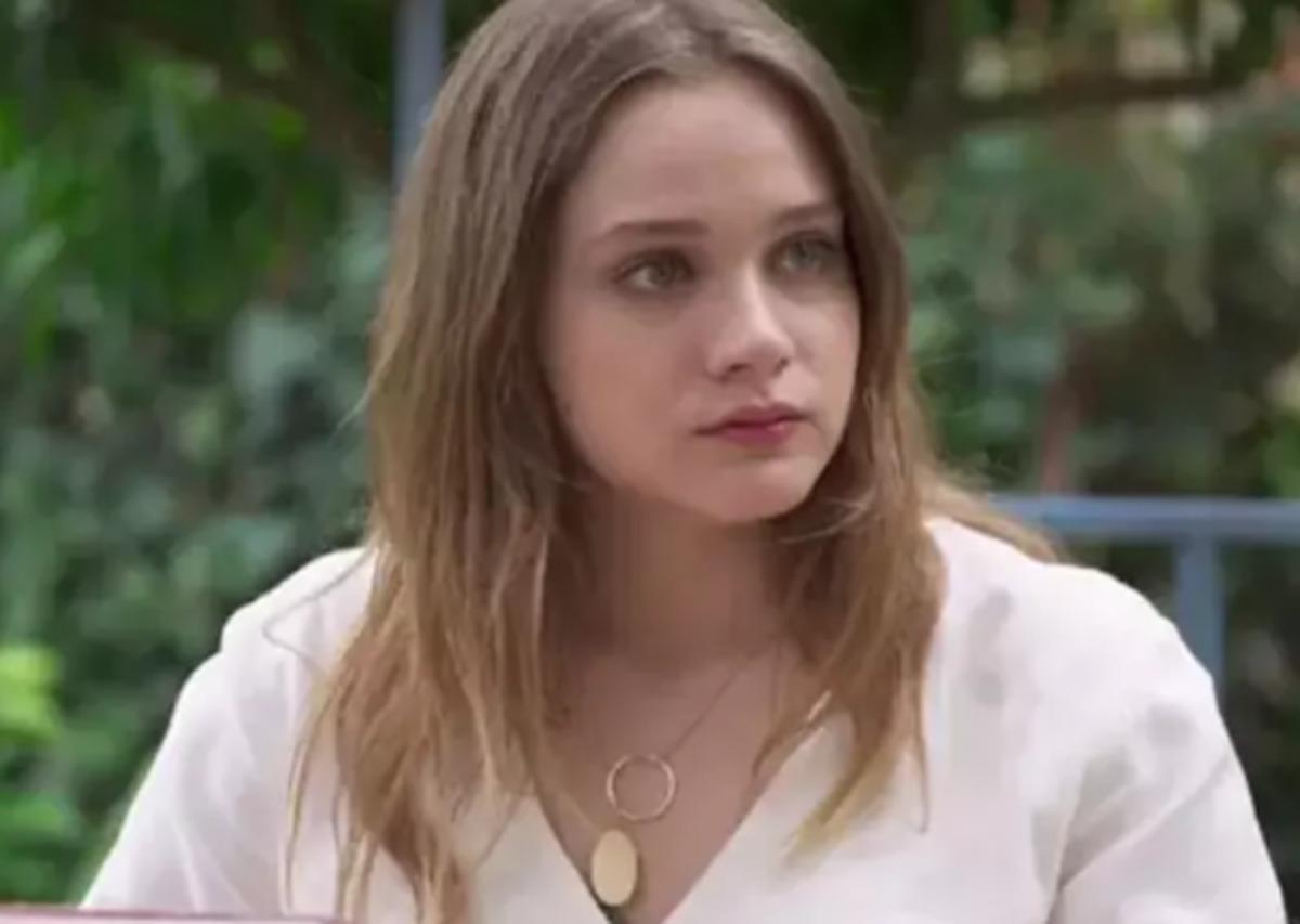 Miray Daner in Bize Bi şey Olmaz daki i&ccedil; &ccedil;amaşırlı hali g&uuml;ndemde 3