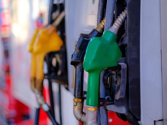 Akaryakıta indirim i&ccedil;in rakam ve tarih geldi