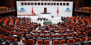 Teklifte ilk 6 madde kabul edildi (Gelir vergisi istisnası, doğum izni)