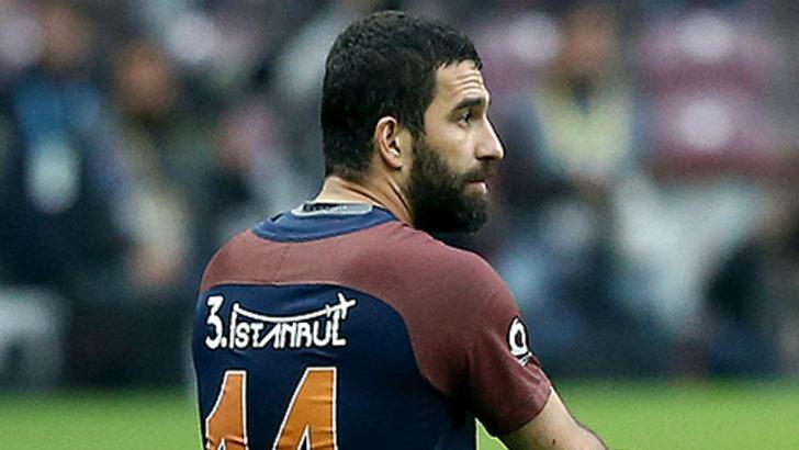 Arda Turan'dan Galatasaray taraftarına cevap