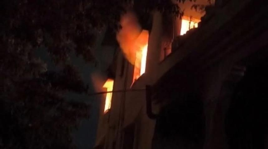 Reyhanlı&rsquo;da ev yangını