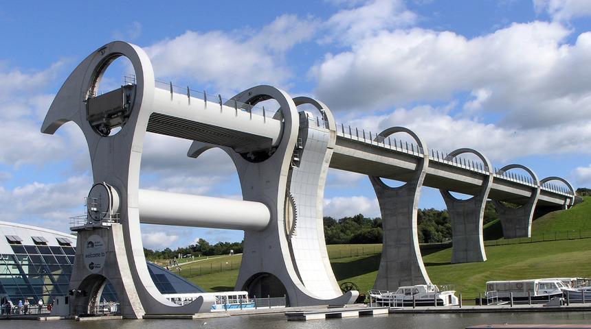 D&uuml;nyada tek! 1 g&uuml;nl&uuml;k yolculuğu 4 dakikaya indiriyor