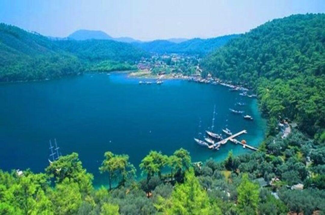 Турция пляж эгейское. Туристы в турции. Турция июль начало. Турция июль начало. Температура в турции в июне.