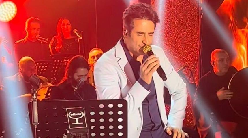 Mahsun Kırmızıg&uuml;l, G&uuml;nay Restaurant sahnesinde! İstanbul&rsquo;da unutulmaz gece