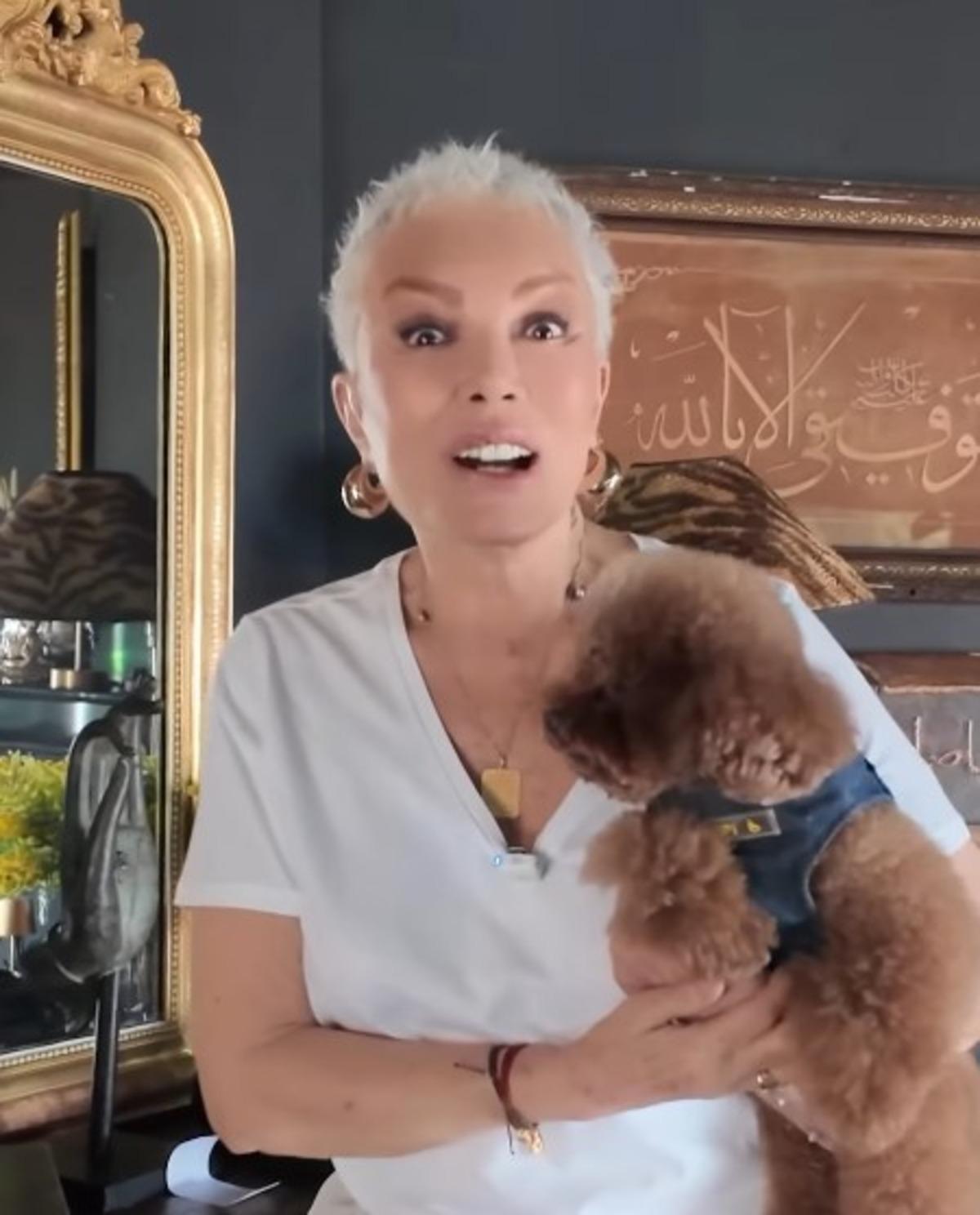 Akciğer kanseriyle mücadele ediyordu! Semiramis Pekkan peruğunu çıkardı 2