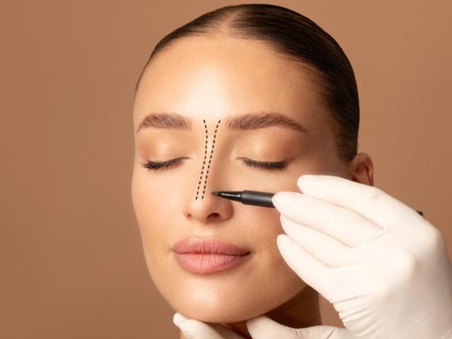 Yeni d&ouml;nemin şifresi: Fl&ouml;rt s&uuml;resi uzadı, estetik yarışı başladı!