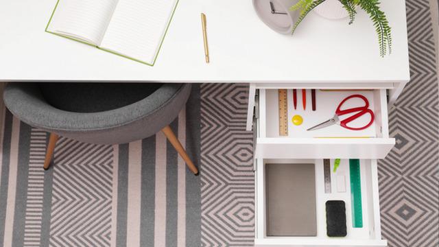 Çekmecede dururken eski telefonlar tehlike saçıyor