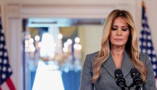 Beyaz Saray'da kameralar karşına ge&ccedil;ti! Melania Trump'tan Epstein a&ccedil;ıklaması