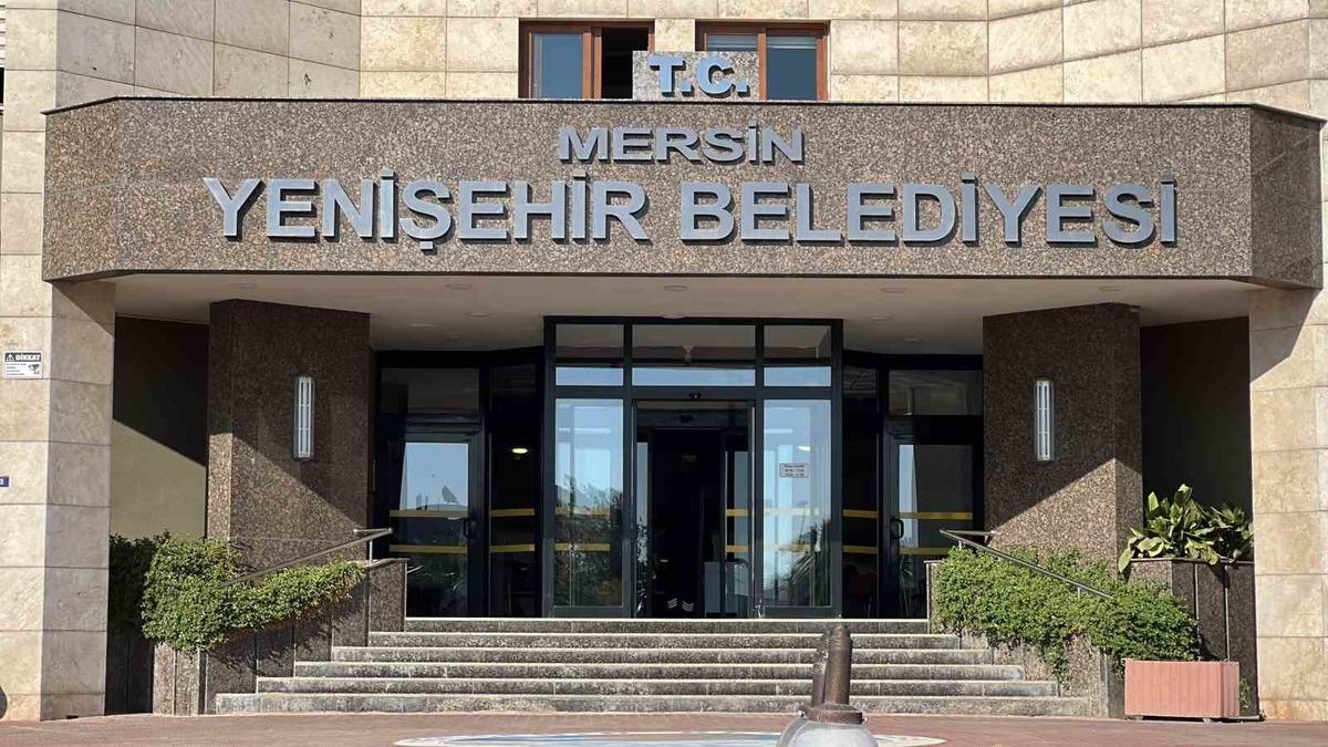 SON DAKİKA  | Mersin Yenişehir Belediyesi ne operasyon 1