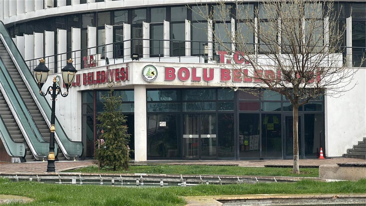 Bolu Belediyesi ne yeni operasyon! Başkan yardımcısı ve meclis &uuml;yesi g&ouml;zaltına alındı 1