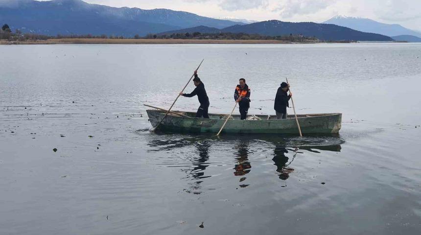 Beyşehir&rsquo;de yasak d&ouml;nemde ka&ccedil;ak avlananlara 439 bin lira ceza