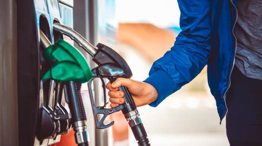 Benzin ve motorin cep yakıyor! Avrupa'da fiyatlar zirvede