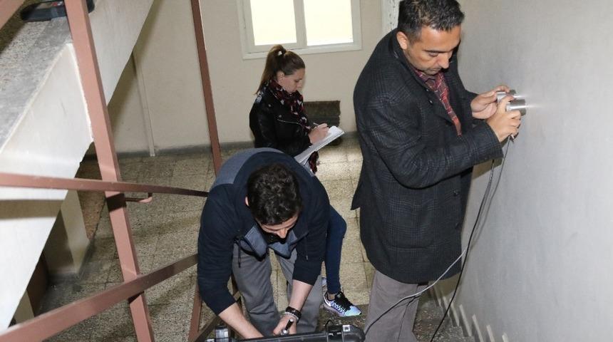 Bayraklı’da binalara dayanıklılık testi