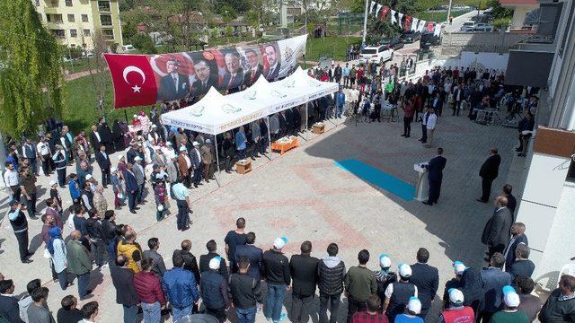 Başkan Ayaz: “Toplumun örnek ve öncü gençleri yetişecek”