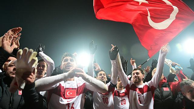 Herkes merakla bekliyordu! Milli Takım marşı için açıklama geldi: Kalple yazdım