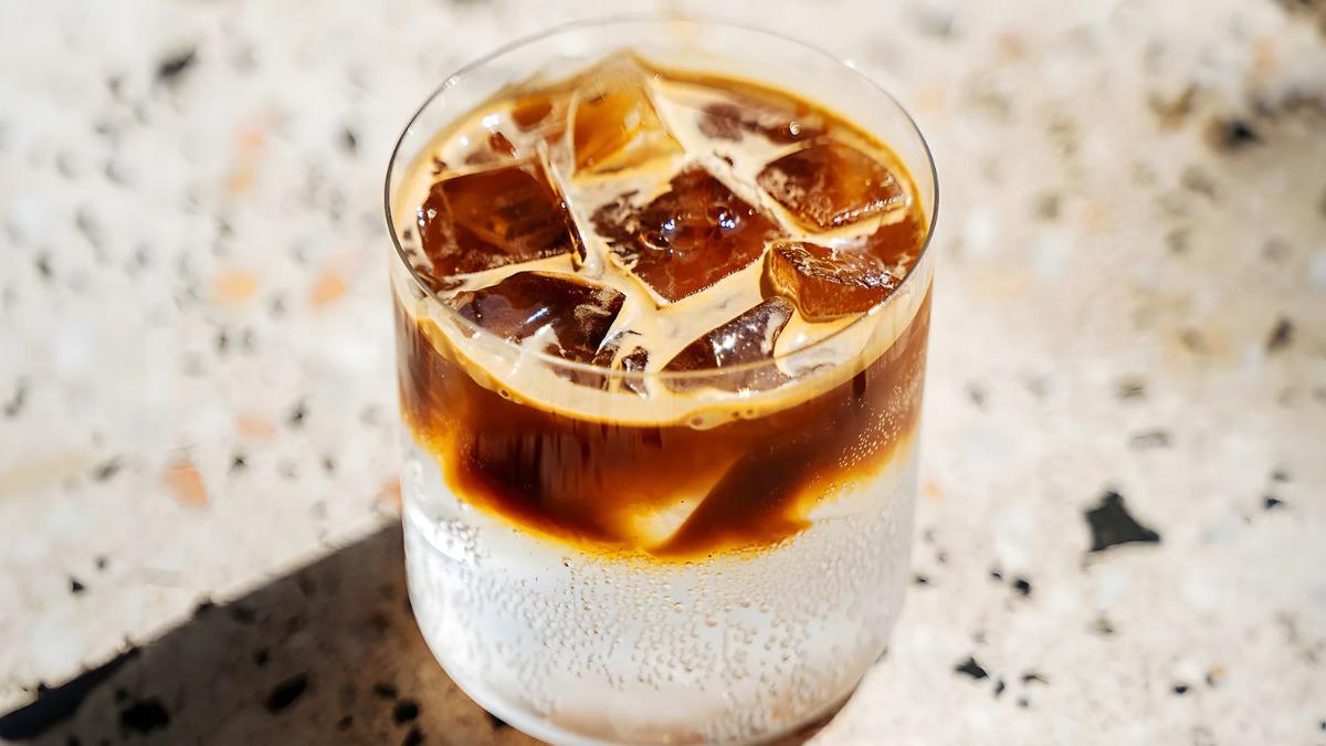 Evinize gelen misafirlere "bunu sen mi yaptın" dedirtecek g&ouml;rsel ş&ouml;len sunan kahveler 7