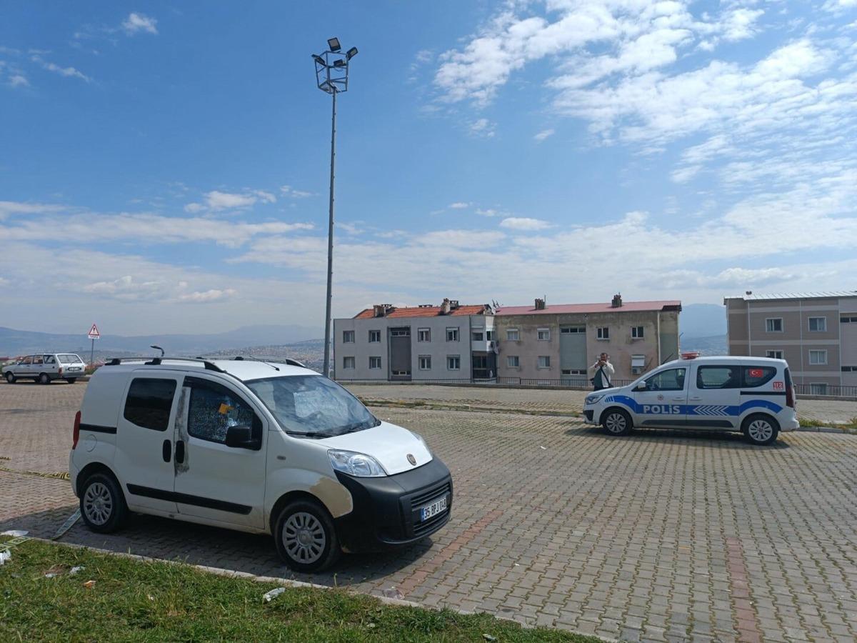 Yer: İzmir! Yanındaki kadını öldürüp intihar girişiminde bulundu 5