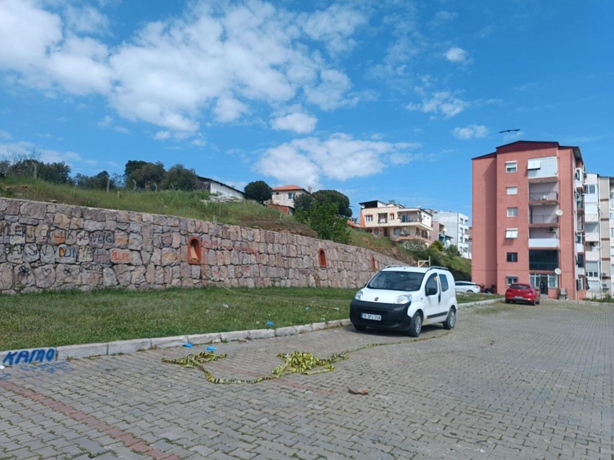 Yer: İzmir! Yanındaki kadını öldürüp intihar girişiminde bulundu 2