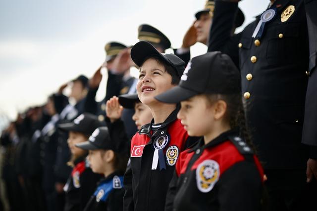 Zonguldak, Kocaeli, Karab&uuml;k ve D&uuml;zce de T&uuml;rk Polis Teşkilatının 181. yılı kutlandı 8