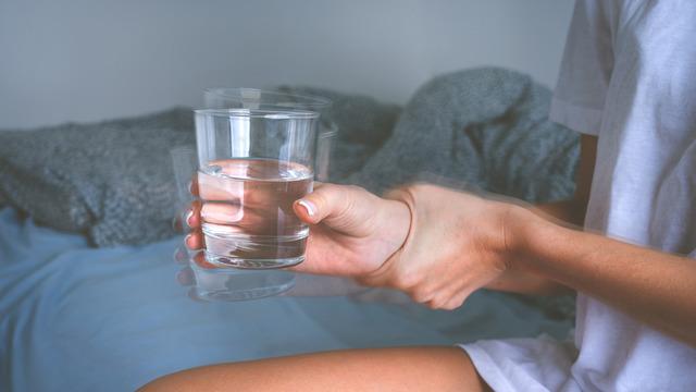  Titremeden daha fazlası: Parkinson hastalığında 'sinsi' belirtilere dikkat