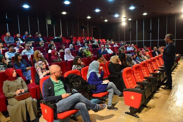 “Yazarlık Akademisi” kapılarını açtı