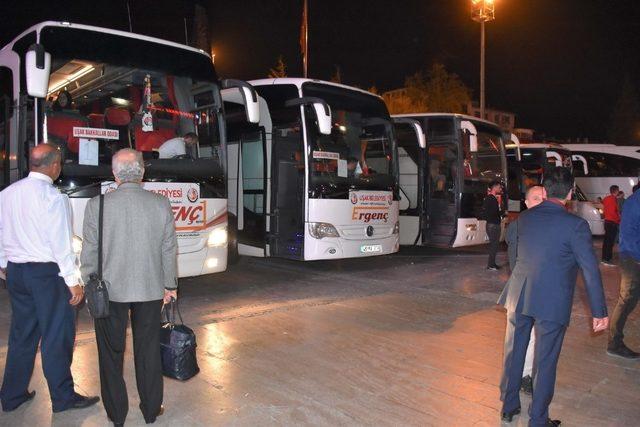 Bakkallar ve bayiler belediye desteği ile Çanakkale yolcusu