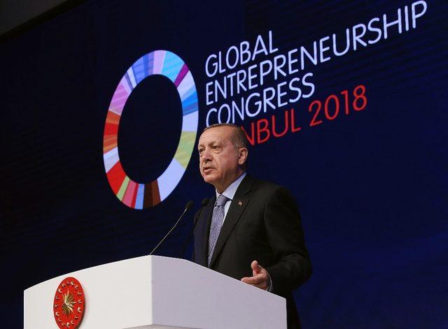 Cumhurbaşkanı Erdoğan: “Kitabımız oluşuyor, bu işler bittiğinde bunları kaleme alacağız” (3)