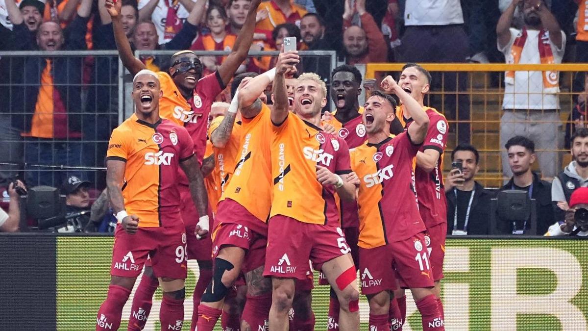 S&uuml;per Lig de bitime 6 hafta kala ortalığı karıştıran rakam:  Galatasaray %100 şampiyon  2
