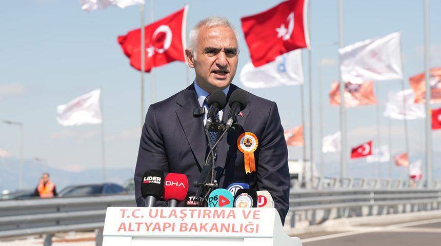 Turizm sekt&ouml;r&uuml;ne 60 milyar liralık finansman desteği! Bakan Ersoy: &ldquo;Sekt&ouml;r&uuml;m&uuml;z&uuml;n nakit akışını g&uuml;&ccedil;l&uuml; tutmayı hedefliyoruz" 