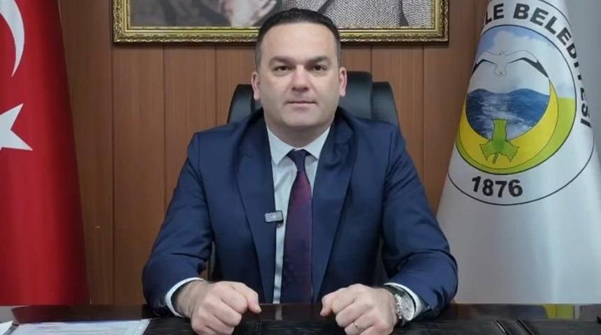 Cinsel istismarla su&ccedil;lanıyordu! Hasbi Dede CHP'den ihra&ccedil; edildi