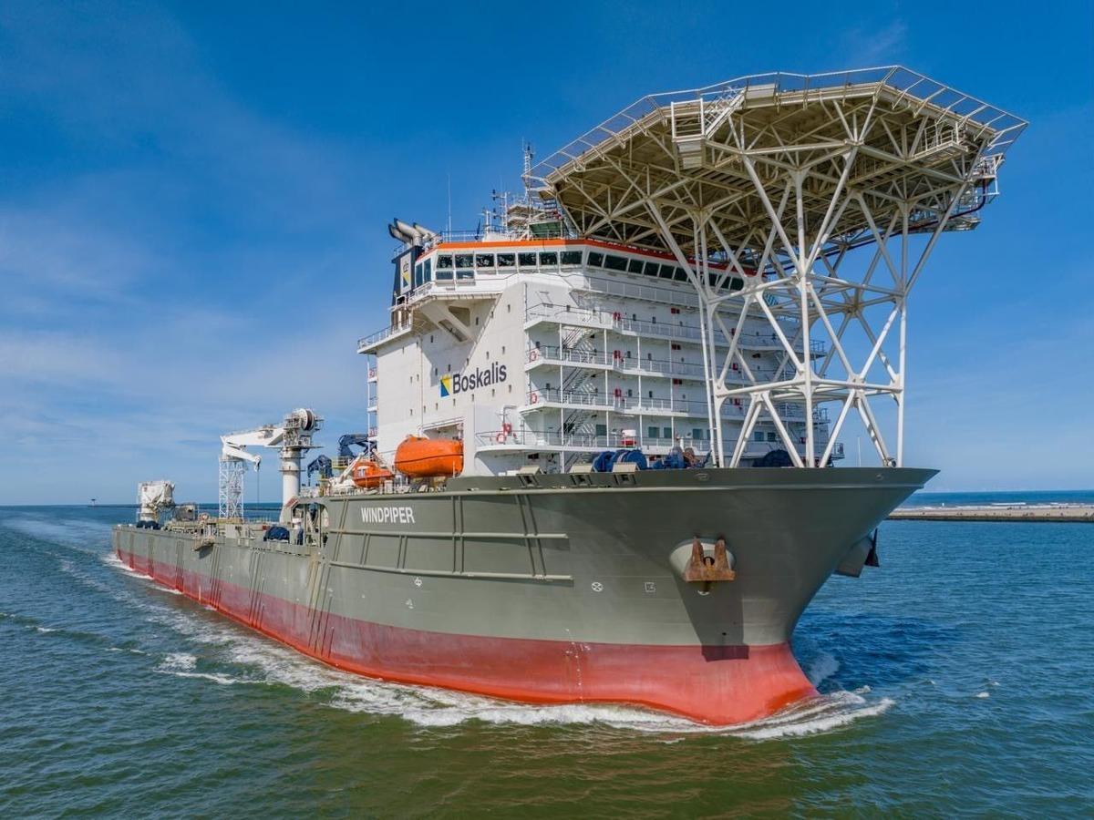 45 bin ton kapasiteli! Dünyanın en büyüğü sessiz sedasız sulara iniyor 1