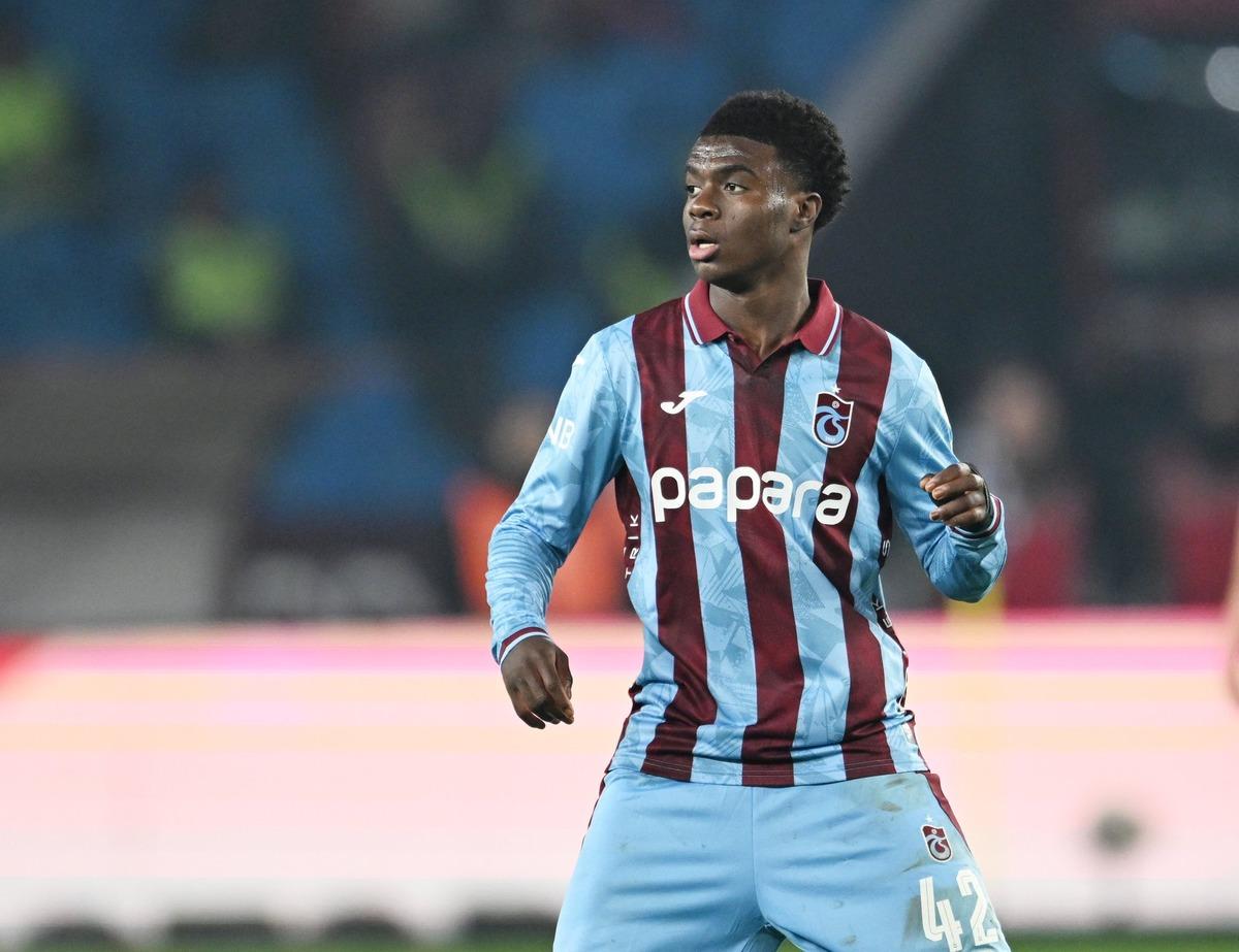 Osimhen tahtını kaybediyor mu? Sidiki Cherif ten meydan okuma 3